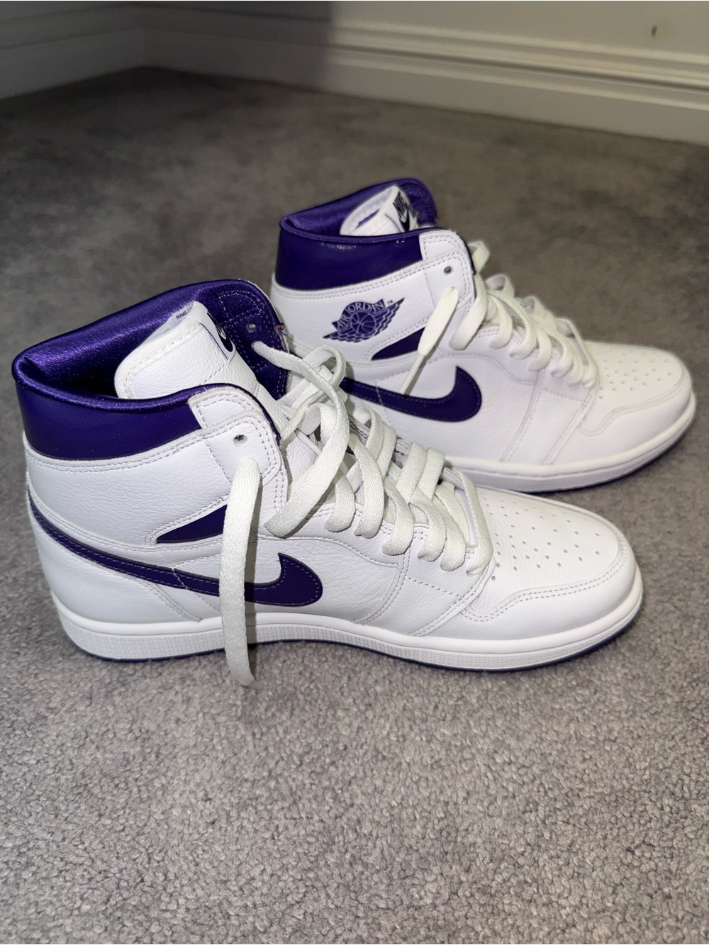 Nike Air Jordan 1 High Women’s Sneakers - White & Purple (Never Worn)